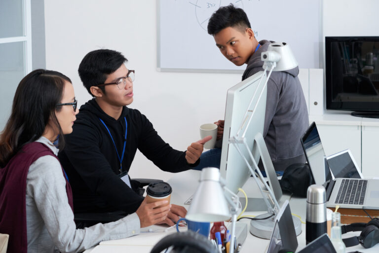 How Smart Companies Use AI to Boost Success: Lessons from Mercury Financial
